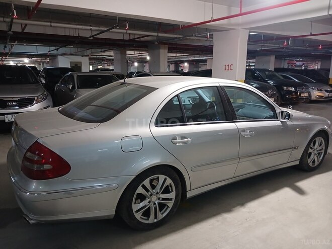 Mercedes E 240 2004, 250,000 km - 2.4 l - Bakı