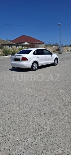 Volkswagen Polo 2012, 295,000 km - 1.6 l - Bakı