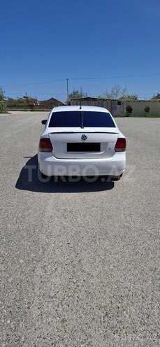 Volkswagen Polo 2012, 295,000 km - 1.6 l - Bakı