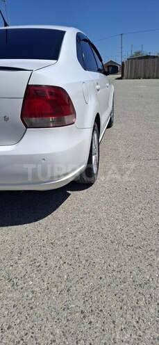 Volkswagen Polo 2012, 295,000 km - 1.6 l - Bakı