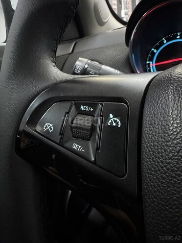 Chevrolet Cruze-22