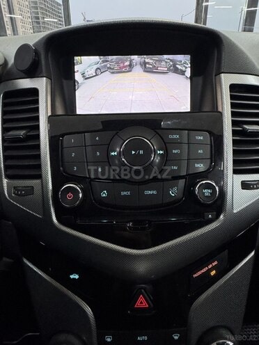 Chevrolet Cruze-21