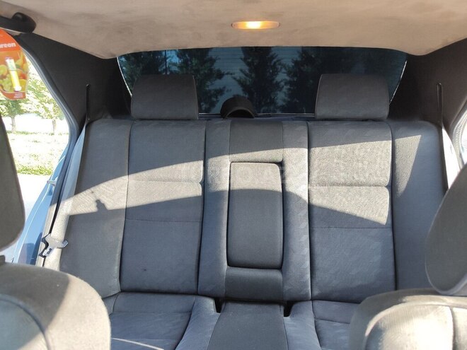 Mercedes C 180 1997, 300,000 km - 1.8 l - Salyan