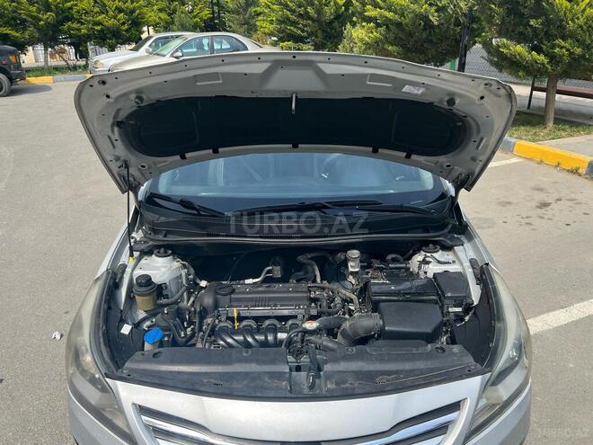 Hyundai Accent 2015, 260,000 km - 1.6 l - Bakı