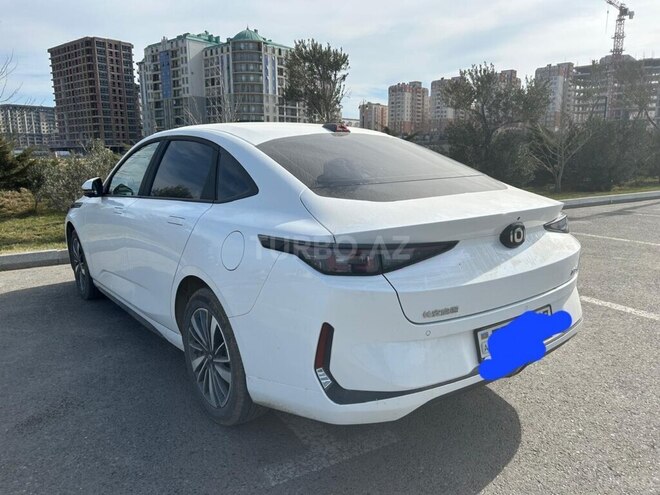 Changan Qiyuan A05 2024, 5,300 km - 1.5 л - Bakı