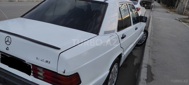 Mercedes 190 1989, 900,000 km - 2.3 л - Neftçala