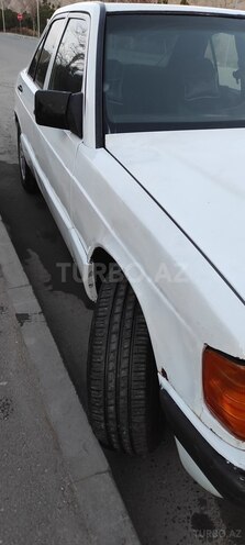 Mercedes 190 1989, 900,000 km - 2.3 л - Neftçala