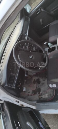 Mercedes 190 1989, 900,000 km - 2.3 л - Neftçala