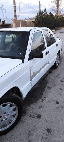 Mercedes 190 1989, 900,000 km - 2.3 л - Neftçala