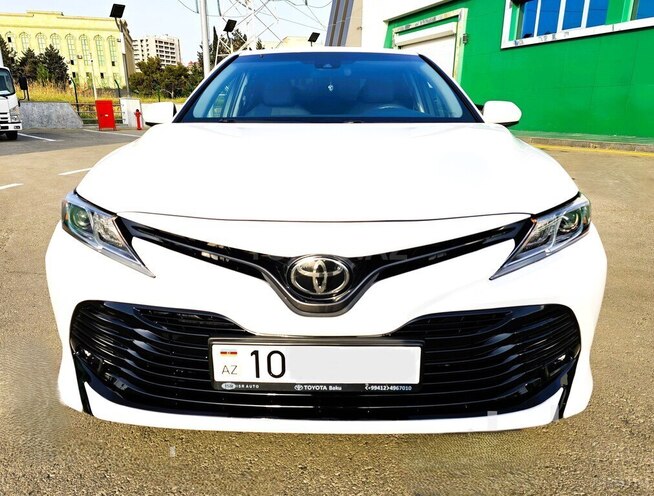 Toyota Camry 2018, 118,728 km - 2.5 л - Bakı