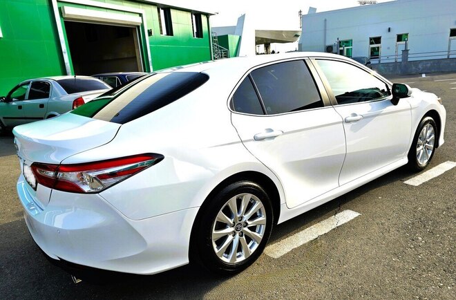 Toyota Camry 2018, 118,728 km - 2.5 л - Bakı