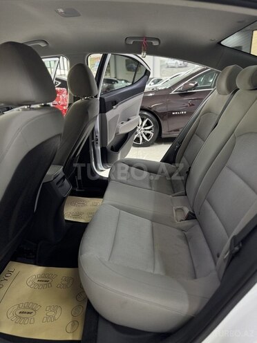 Hyundai Elantra 2017, 86,160 km - 2.0 л - Sumqayıt