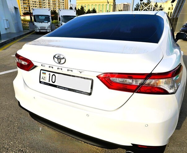 Toyota Camry 2018, 118,728 km - 2.5 л - Bakı