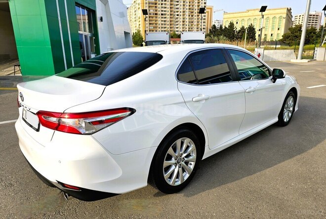 Toyota Camry 2018, 118,728 km - 2.5 л - Bakı
