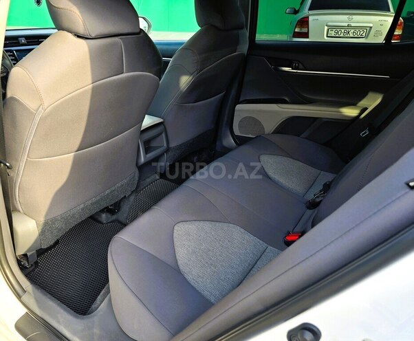 Toyota Camry 2018, 118,728 km - 2.5 л - Bakı