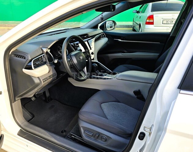 Toyota Camry 2018, 118,728 km - 2.5 л - Bakı