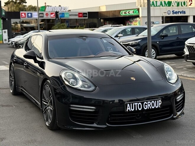 Porsche Panamera Turbo-1