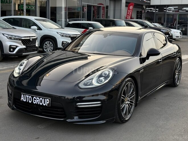 Porsche Panamera Turbo-3