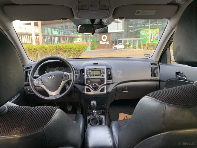 Hyundai i30 2010, 233,700 km - 1.6 л - Bakı
