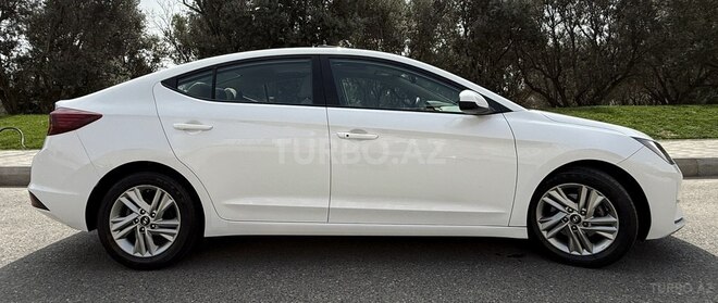Hyundai Elantra 2019, 98,170 km - 2.0 l - Bakı