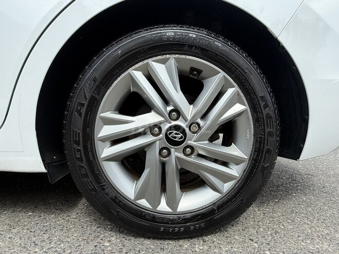 Hyundai Elantra 2019, 98,170 km - 2.0 l - Bakı