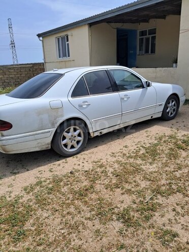 Mercedes E 220 d 2001, 999,999 km - 2.2 l - Bakı