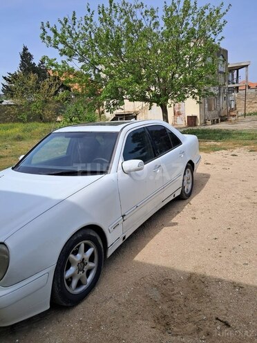 Mercedes E 220 d 2001, 999,999 km - 2.2 l - Bakı