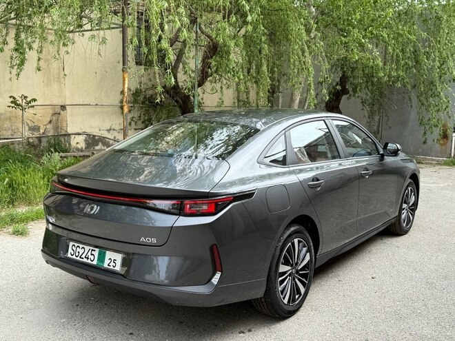 Changan Qiyuan A05 2025, 0 km - 1.5 l - Bakı