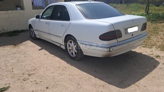 Mercedes E 220 d 2001, 999,999 km - 2.2 l - Bakı