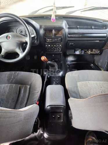GAZ 31105 2007, 250,000 km - 2.4 l - Salyan