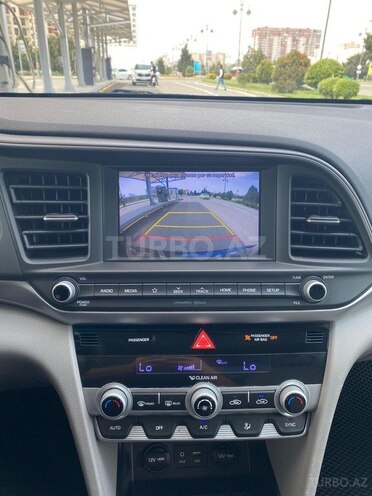 Hyundai Elantra 2019, 123,000 km - 2.0 l - Bakı