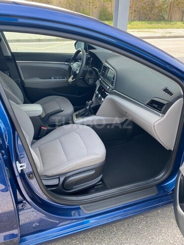 Hyundai Elantra 2019, 123,000 km - 2.0 l - Bakı