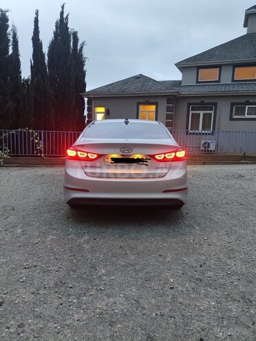 Hyundai Elantra 2016, 205,000 km - 2.0 л - Sumqayıt