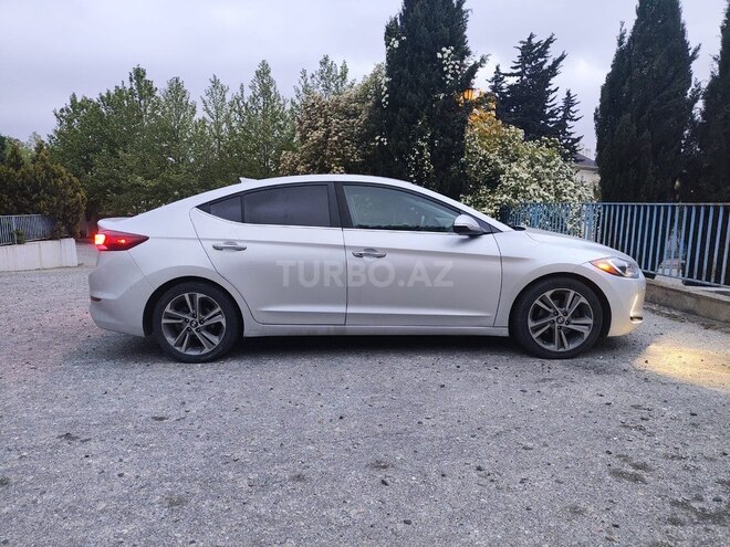 Hyundai Elantra 2016, 205,000 km - 2.0 л - Sumqayıt