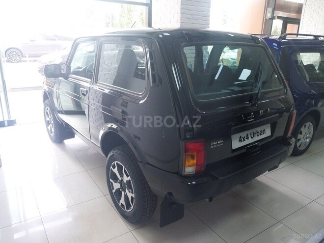 LADA (VAZ) Niva-9