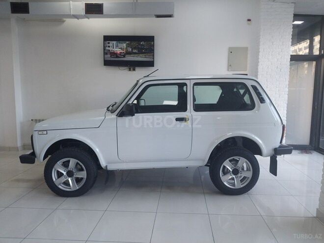 LADA (VAZ) Niva-6