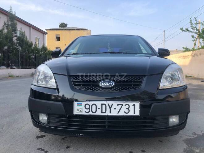 Kia Rio 2006, 387,859 km - 1.4 l - Neftçala
