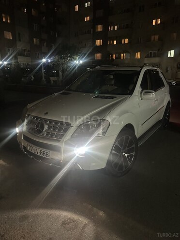 Mercedes ML 350 4MATIC-7