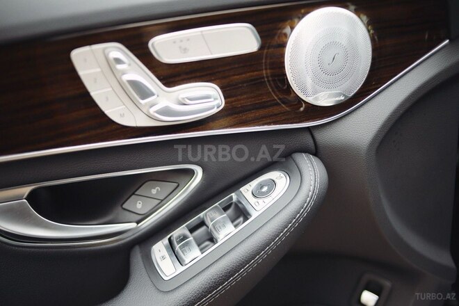 Mercedes C 300 2016, 75,000 km - 2.0 л - Bakı