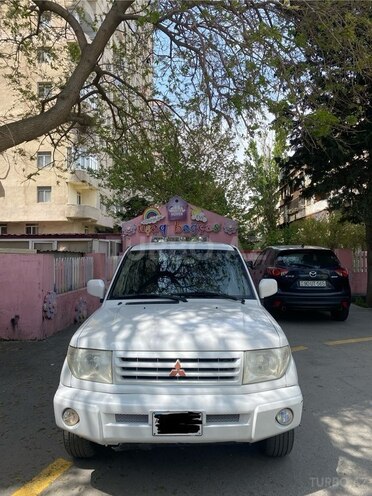 Mitsubishi Pajero io 1999, 231,000 km - 1.8 l - Bakı
