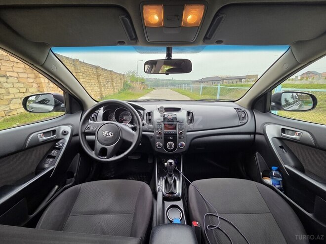 Kia Cerato 2011, 208,000 km - 1.6 l - Quba