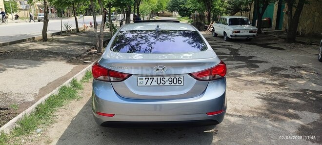 Hyundai Elantra 2015, 98,000 km - 1.8 l - Yevlax