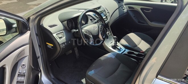 Hyundai Elantra 2015, 98,000 km - 1.8 l - Yevlax