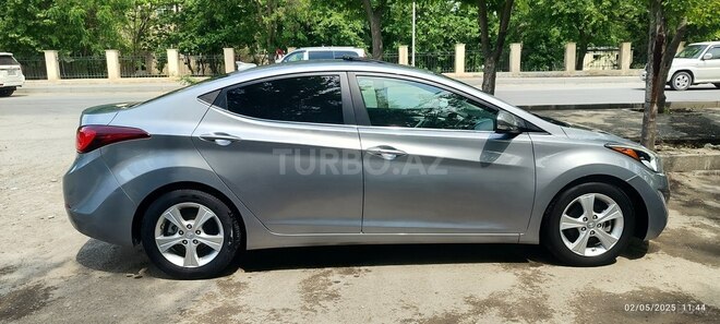 Hyundai Elantra 2015, 98,000 km - 1.8 l - Yevlax
