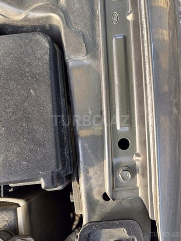 Kia Cerato 2011, 208,000 km - 1.6 l - Quba