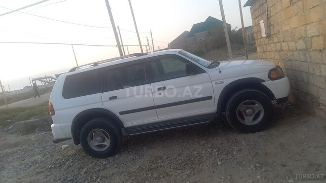 Mitsubishi  1999, 383,000 km - 0.3 л - Bakı