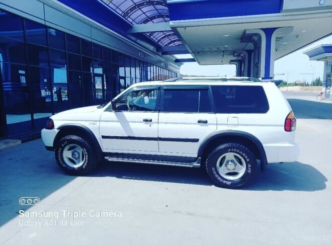 Mitsubishi  1999, 383,000 km - 0.3 л - Bakı