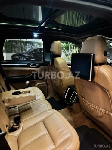 Porsche Cayenne GTS 2016, 98,000 km - 3.6 л - Bakı