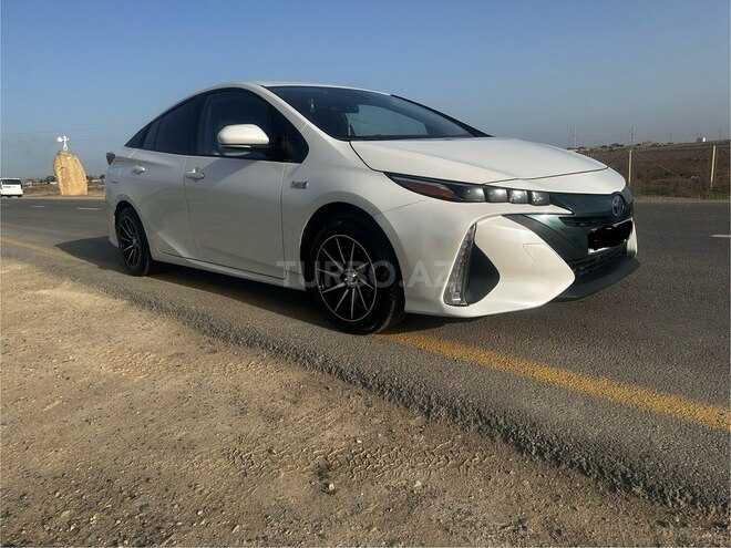 Toyota Prius Prime 2017, 150,000 km - 1.8 l - Bakı