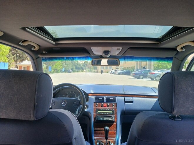 Mercedes E 220 d 1999, 350,000 km - 2.2 l - Bakı